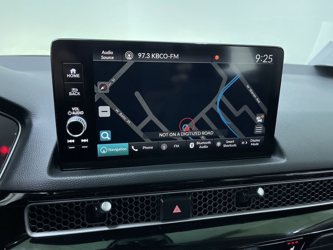 Used 2022 Honda Civic Touring image 24