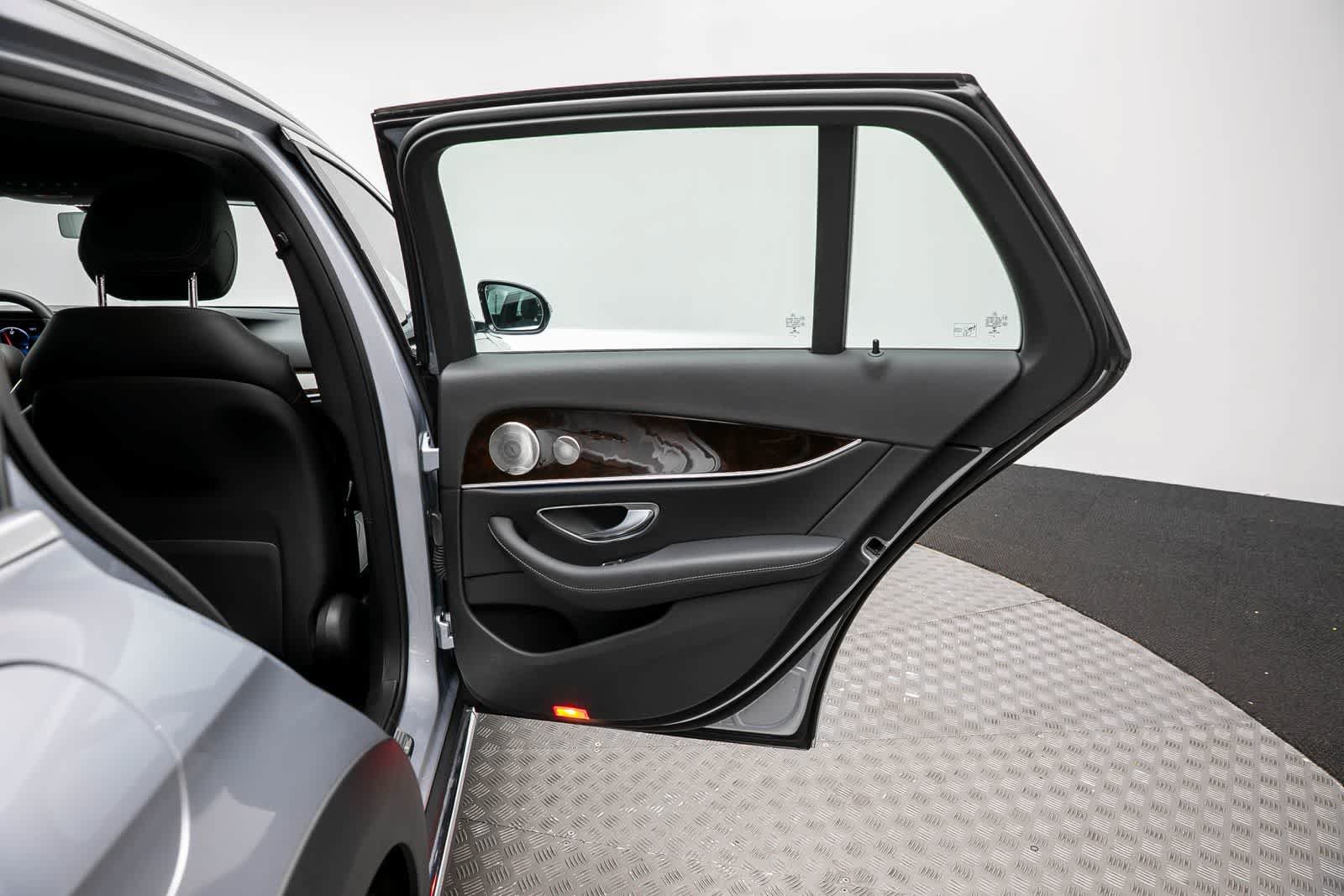Used 2021 Mercedes-Benz E 450 4MATIC All-Terrain Wagon w/ Premium Package image 35