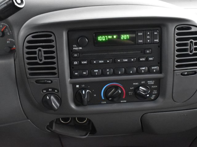 Used 2001 Ford F150 XLT AWD/4WD image 12