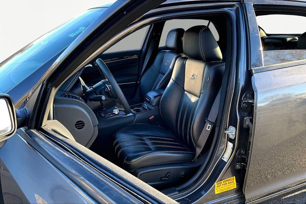 Used 2023 Chrysler 300 S image 15
