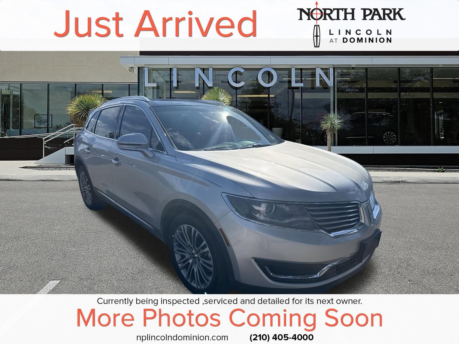 Used 2018 Lincoln MKX Reserve w/ Cargo Accessories Package FWD image 1