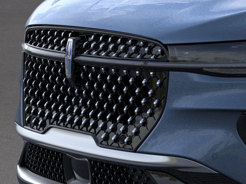 New 2026 Lincoln Nautilus Premier image 17