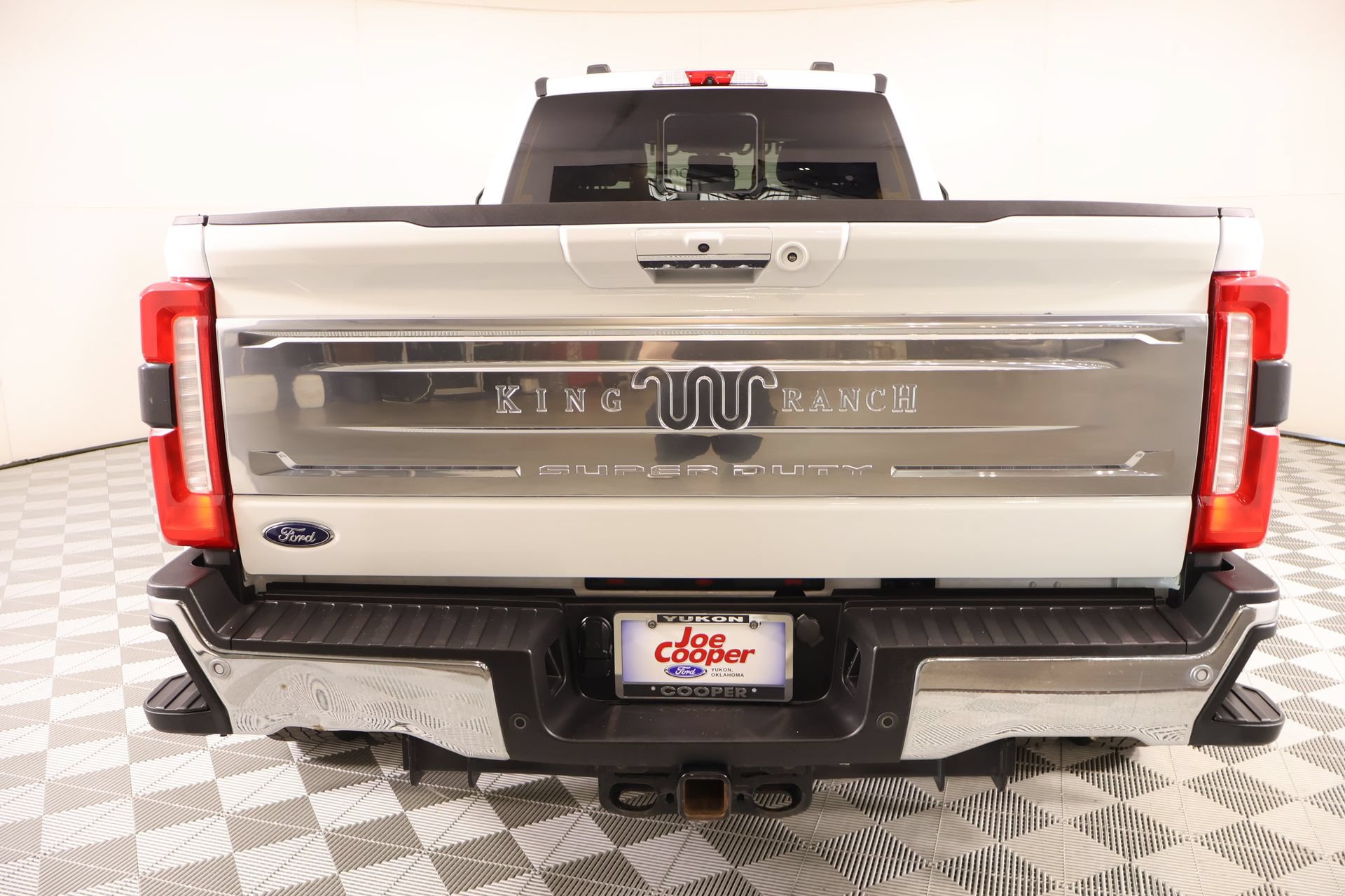 Used 2024 Ford F350 King Ranch w/ Chrome Package AWD/4WD image 24