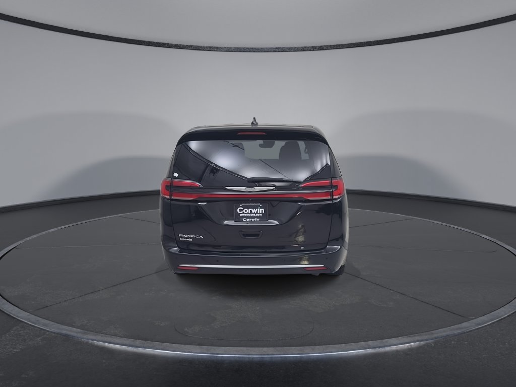 Certified 2024 Chrysler Pacifica Touring-L FWD image 15