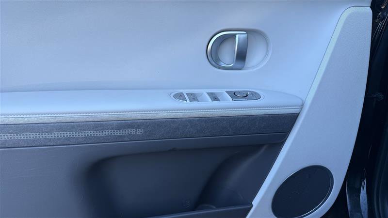 Used 2023 Hyundai Ioniq 5 SEL image 13