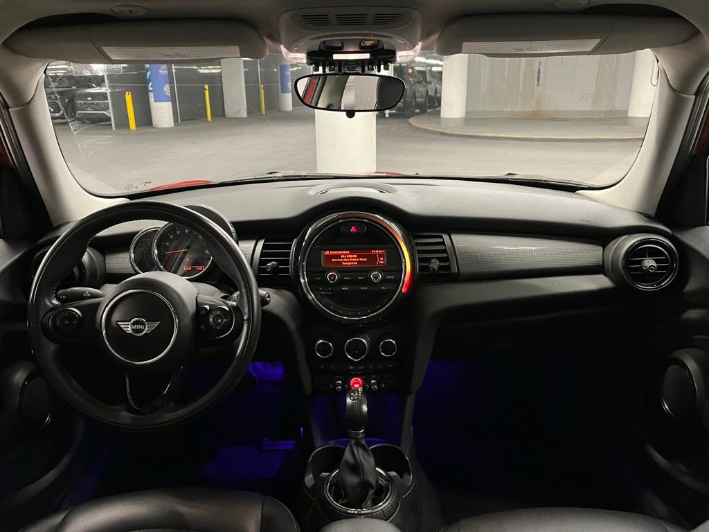 Used 2016 MINI Cooper 4-Door Hardtop image 7