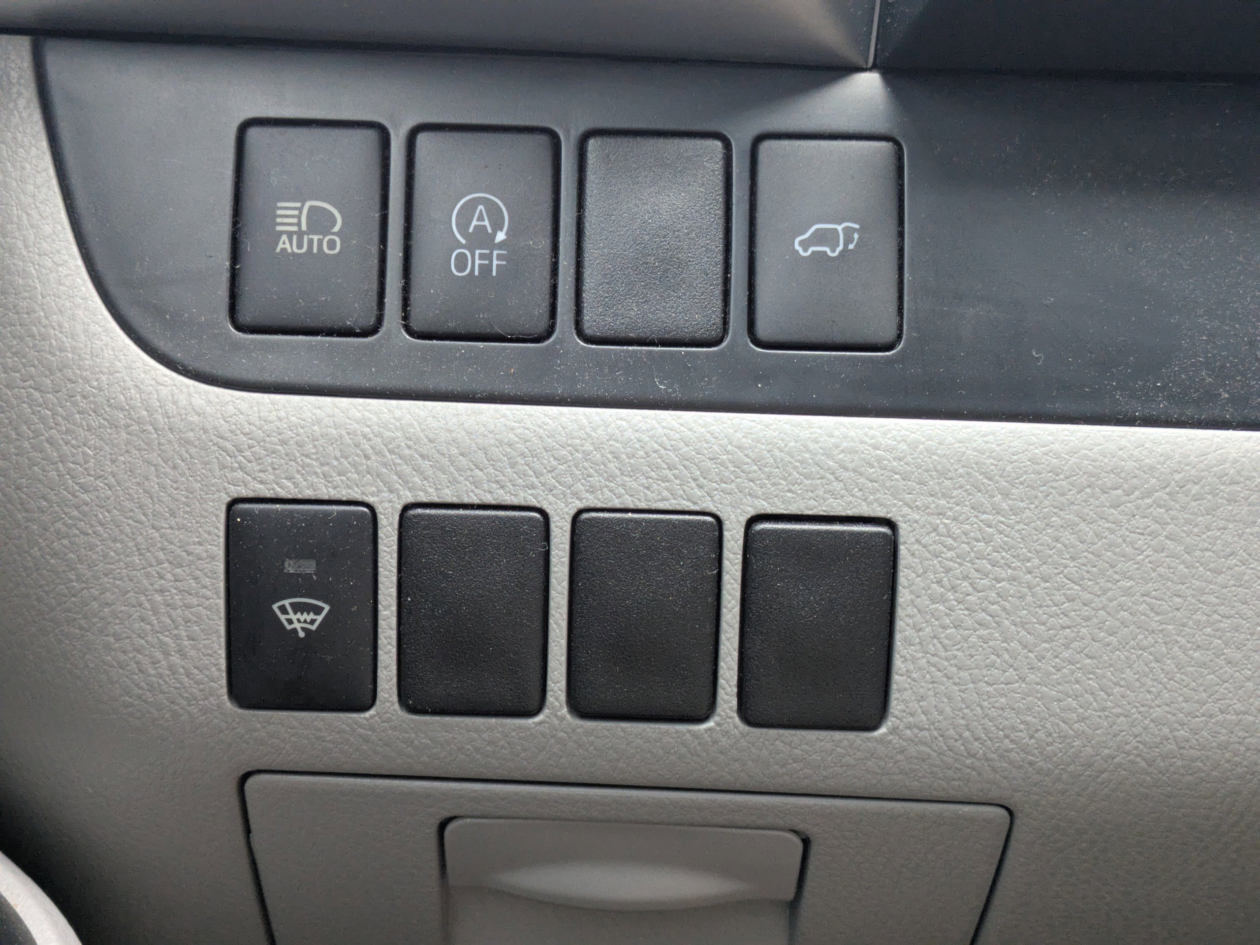 Used 2019 Toyota Highlander XLE image 24