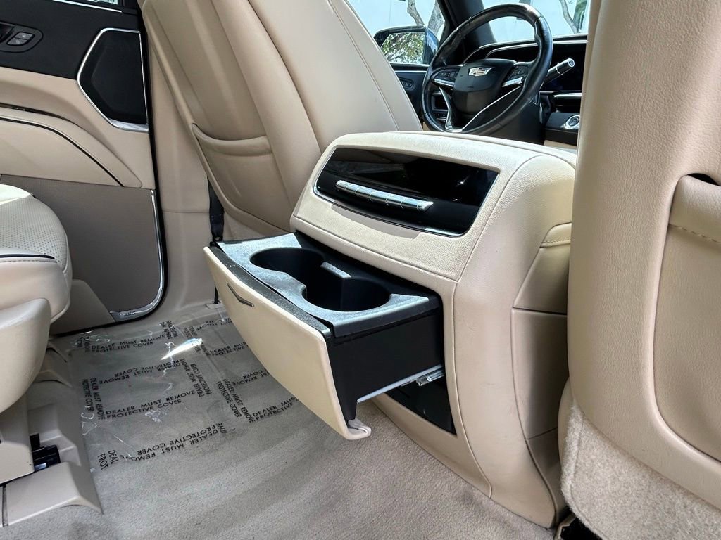Used 2023 Cadillac Escalade Premium Luxury w/ Performance Package AWD/4WD image 47