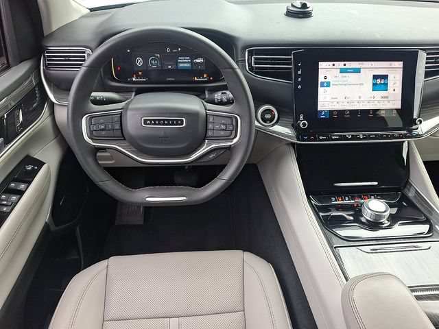 Used 2022 Jeep Wagoneer Series II AWD/4WD image 11