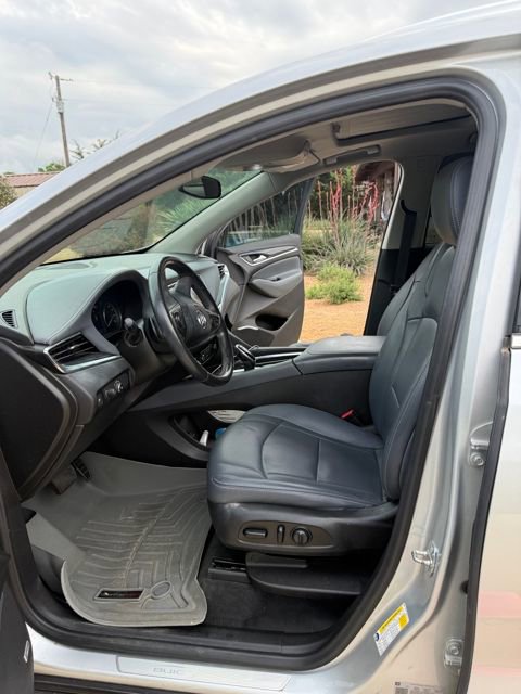 Used 2021 Buick Enclave Essence w/ Sound and Sites Package FWD image 9