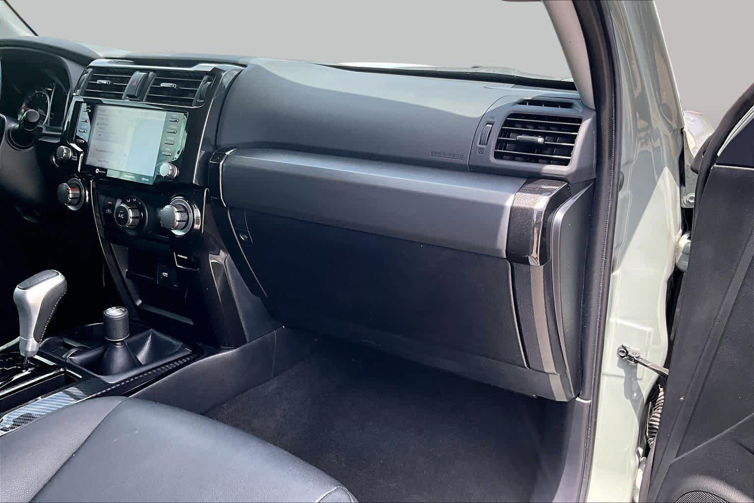 Used 2023 Toyota 4Runner TRD Off-Road Premium w/ Moonroof Package AWD/4WD image 17