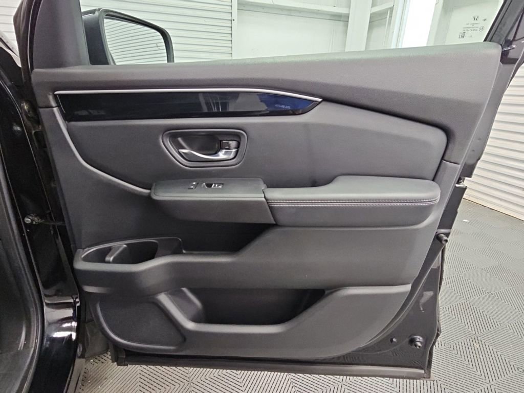 Used 2023 Honda Pilot EX-L image 42