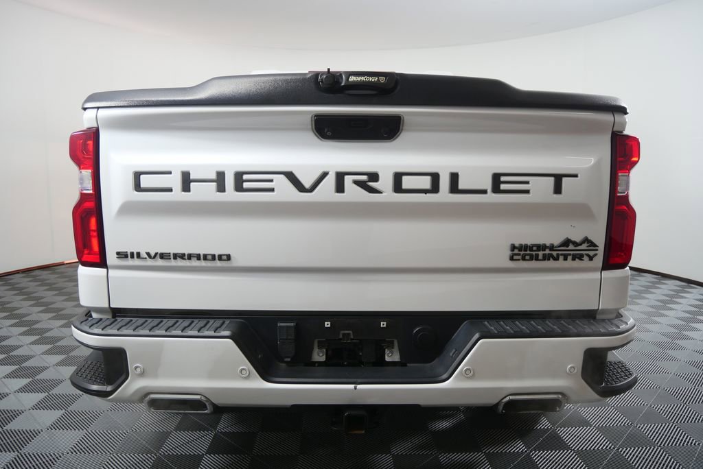 Used 2022 Chevrolet Silverado 1500 High Country w/ Z71 Off-Road Package AWD/4WD image 5