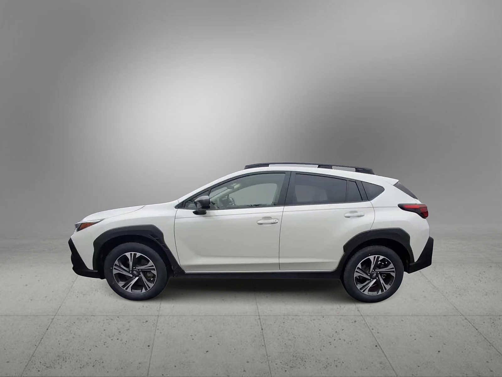 Used 2024 Subaru Crosstrek 2.0i Premium image 5