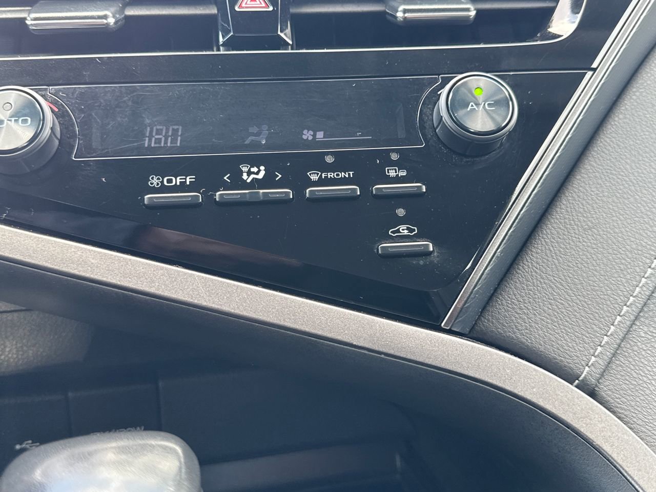 Used 2024 Toyota Camry SE FWD image 20