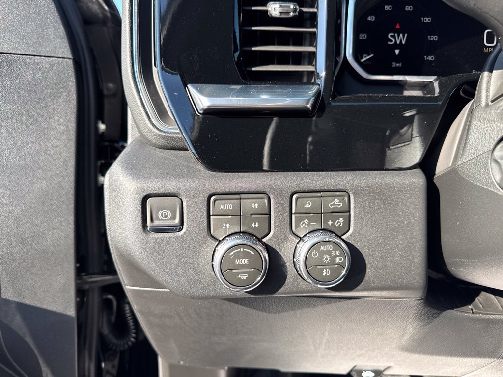 New 2026 GMC Sierra 1500 SLT w/ SLT Convenience Package AWD/4WD image 14