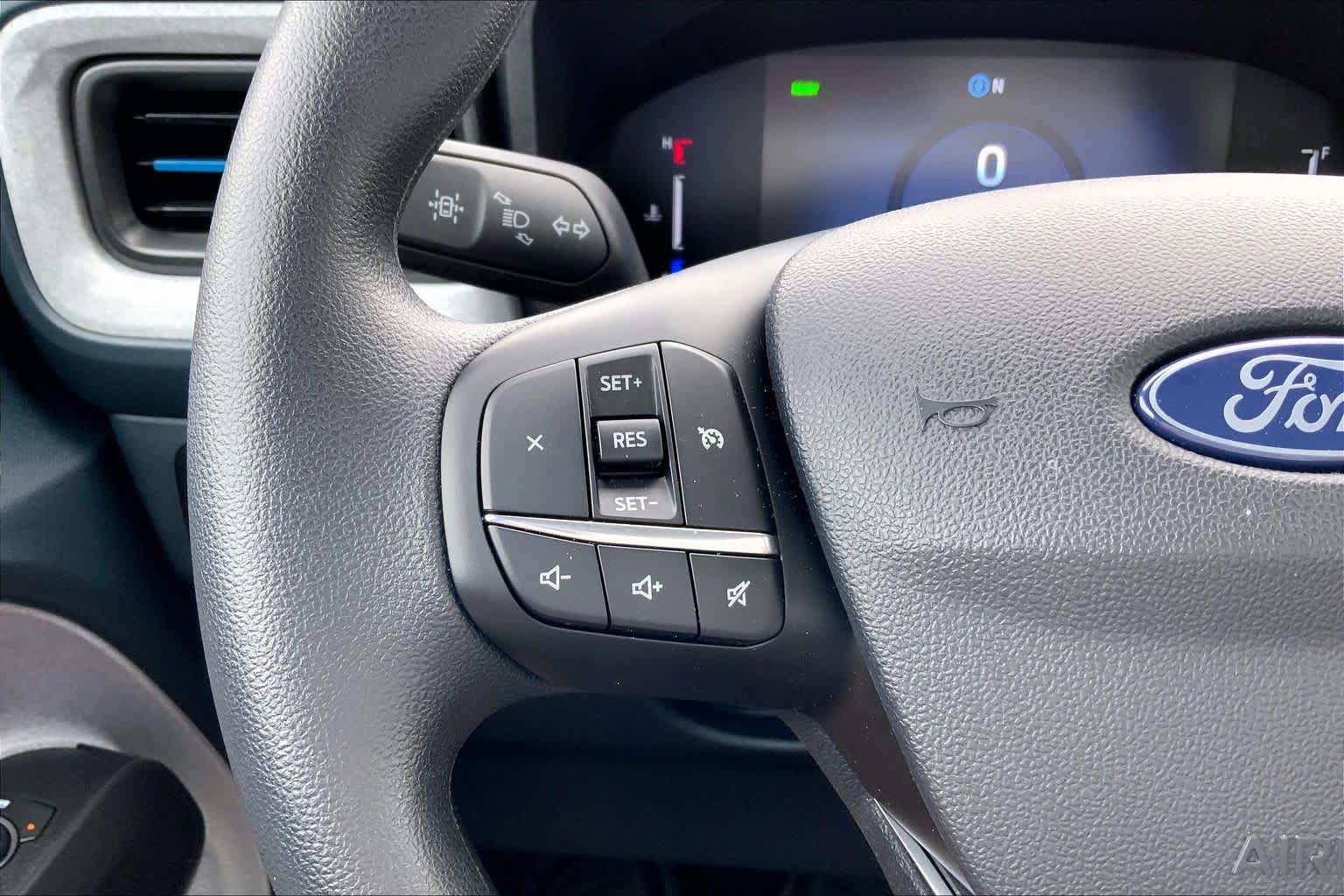 Used 2025 Ford Maverick XLT image 23