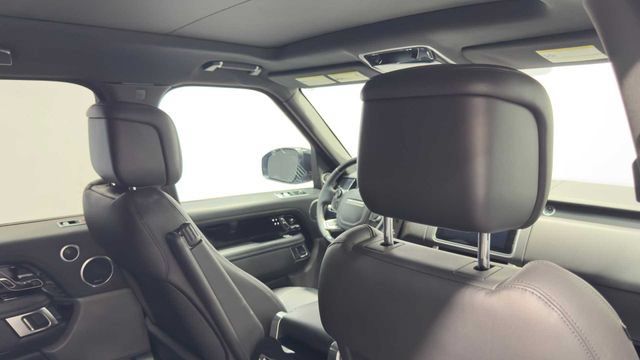 Used 2019 Land Rover Range Rover HSE AWD/4WD image 16