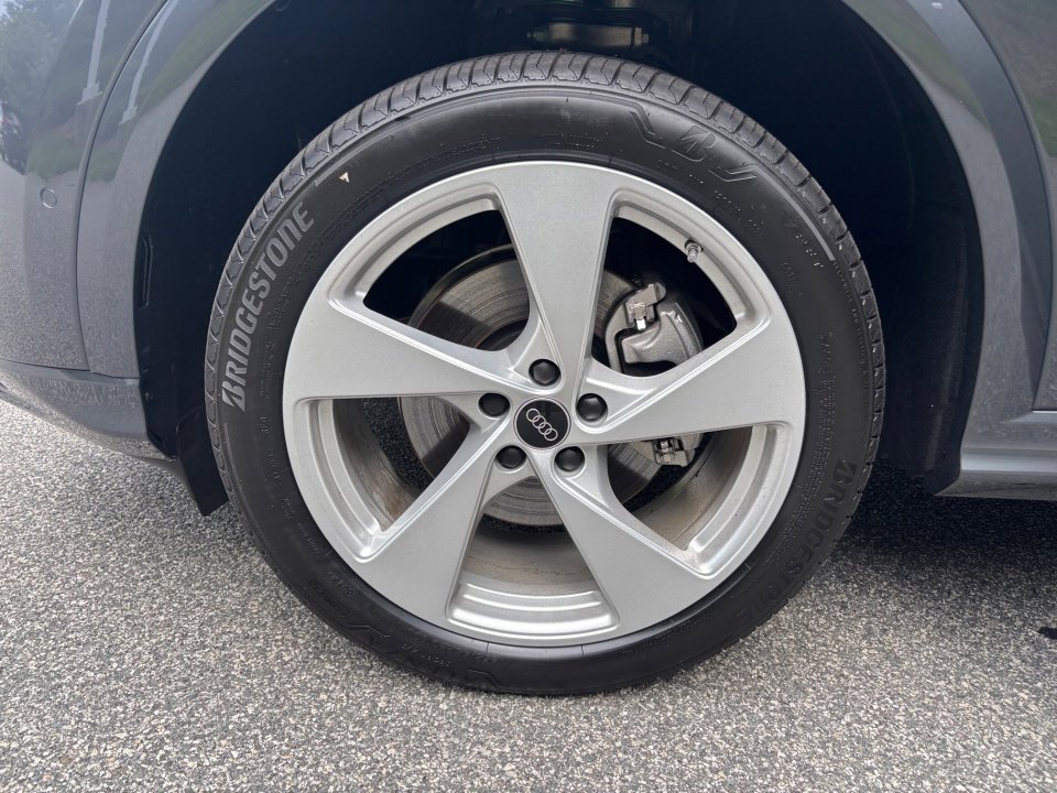 New 2025 Audi Q5 Premium Plus image 27