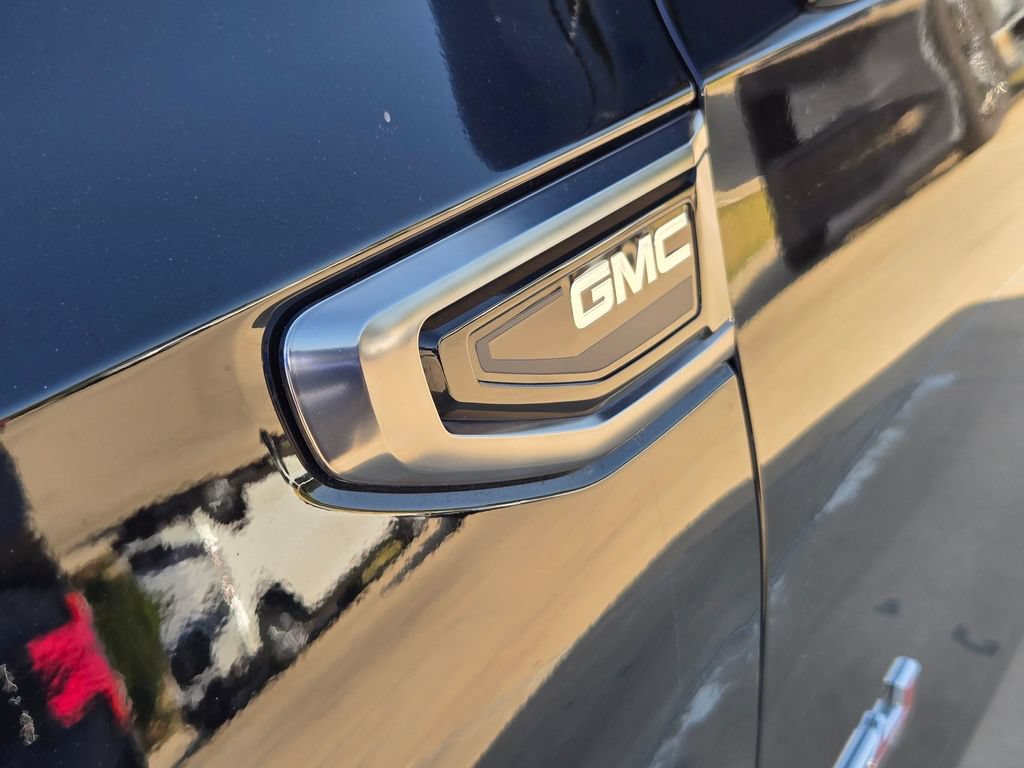 Used 2024 GMC Yukon AT4 w/ AT4 Premium Plus Package AWD/4WD image 20