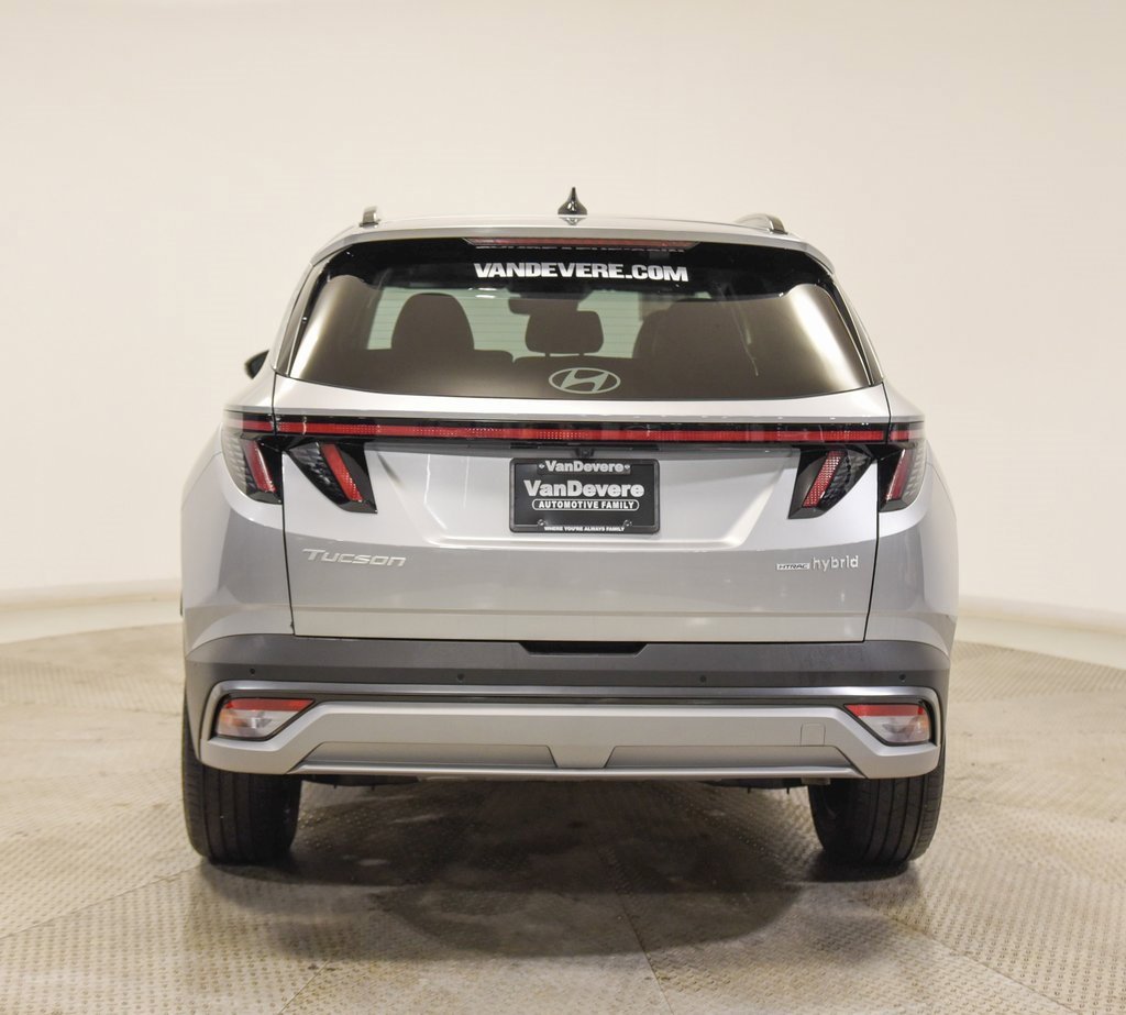 Used 2025 Hyundai Tucson Limited image 10