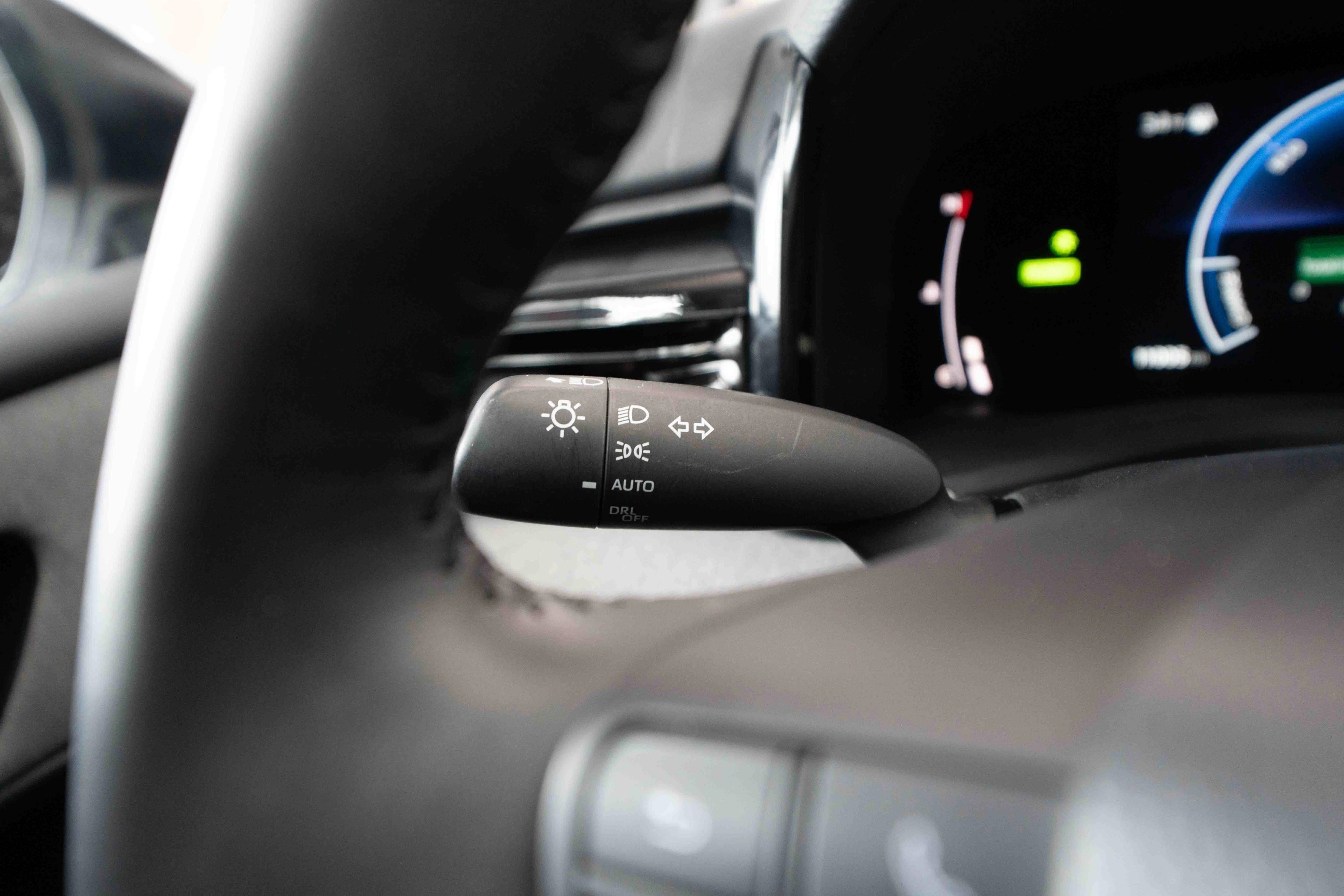 Used 2025 Toyota Camry LE w/ Convenience Package image 13