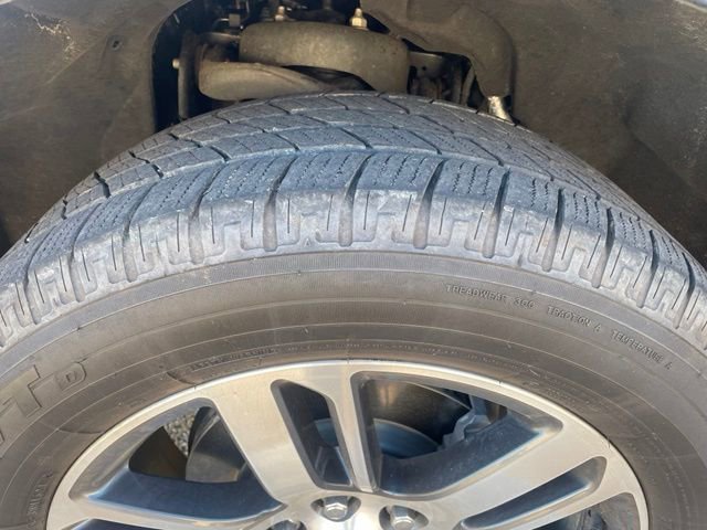 Used 2024 Ford Expedition XLT RWD image 4