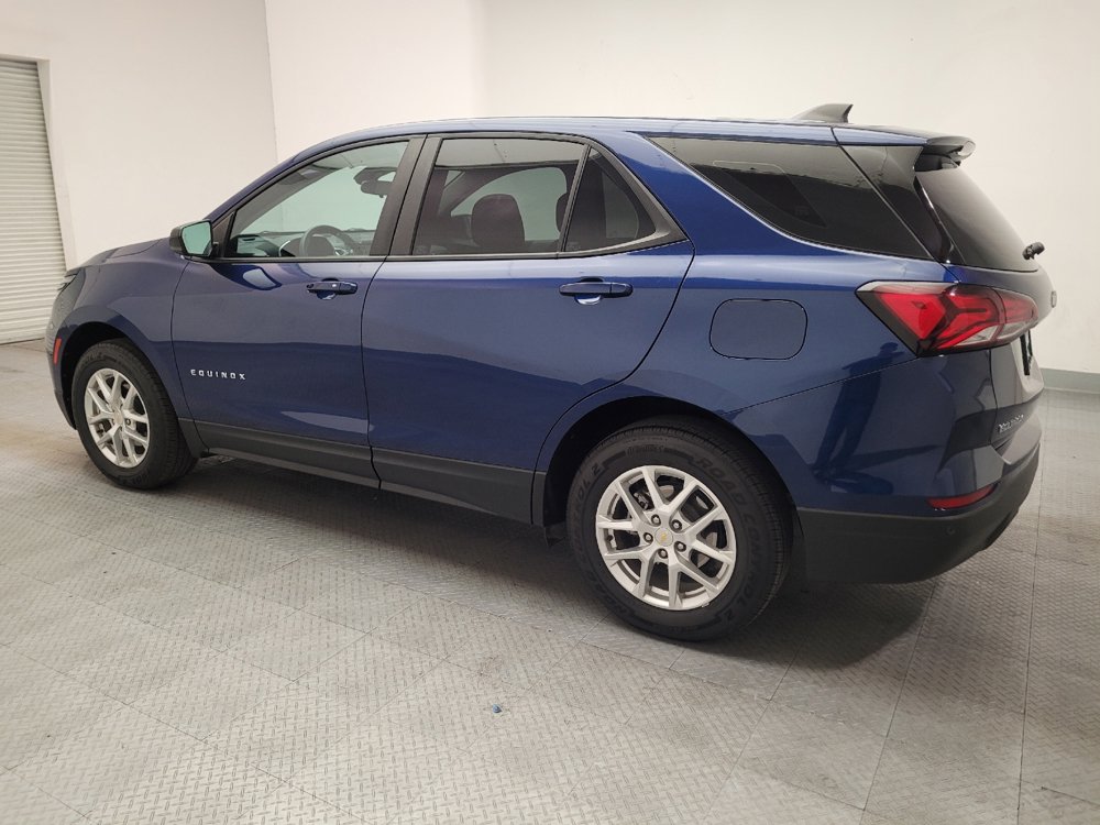 Used 2022 Chevrolet Equinox LS AWD/4WD image 3