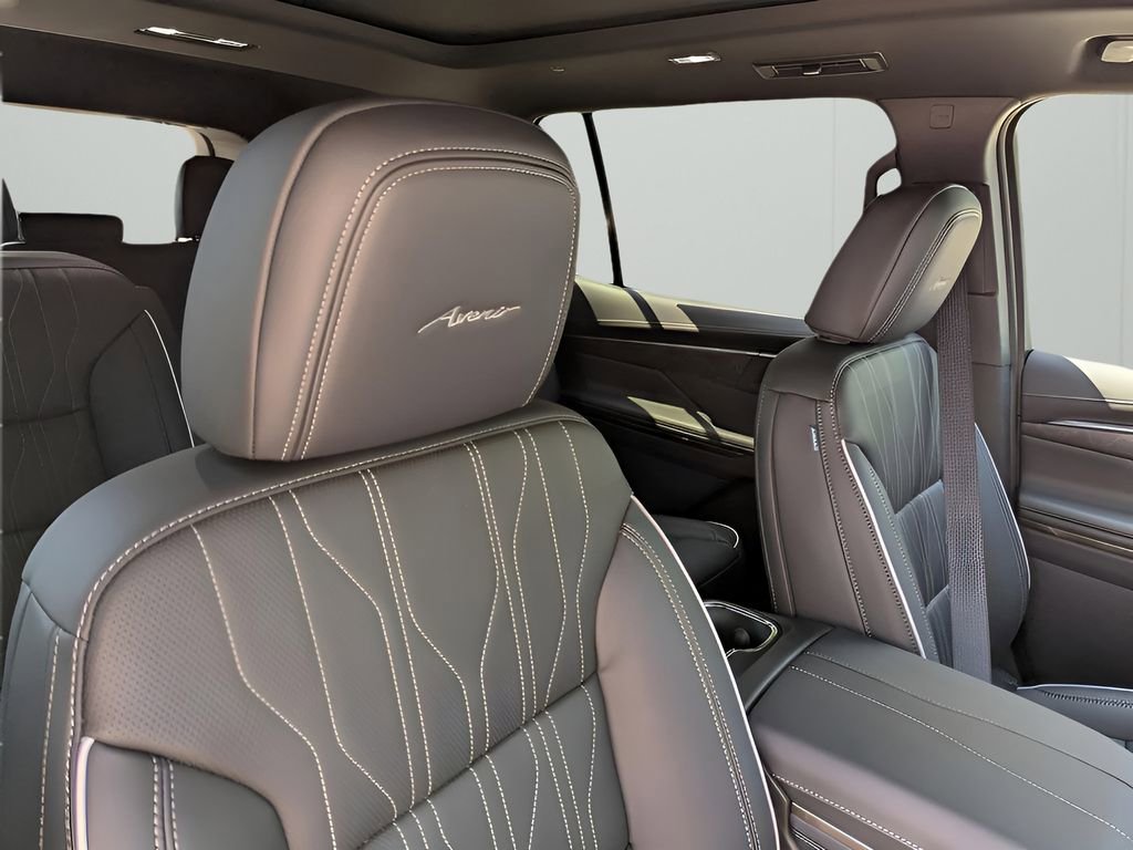 New 2026 Buick Enclave Avenir w/ Super Cruise Package image 19