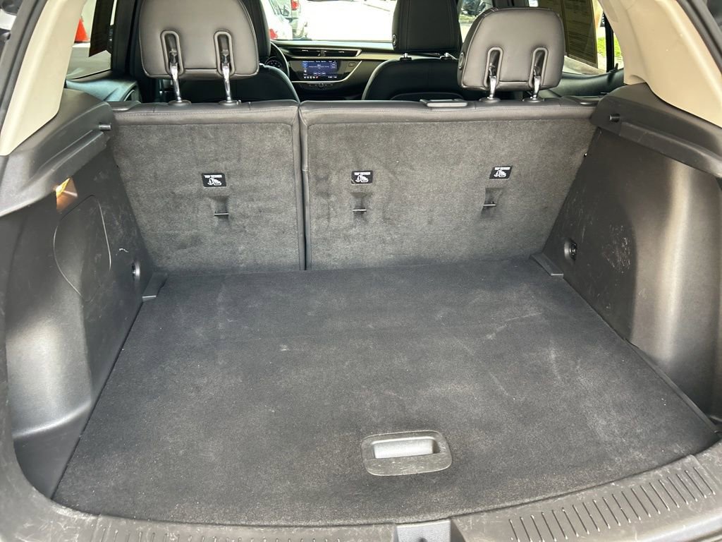 Used 2022 Buick Encore GX Select FWD image 33