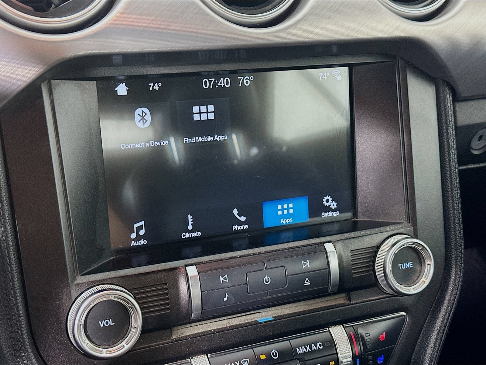 Used 2018 Ford Mustang Premium RWD image 13