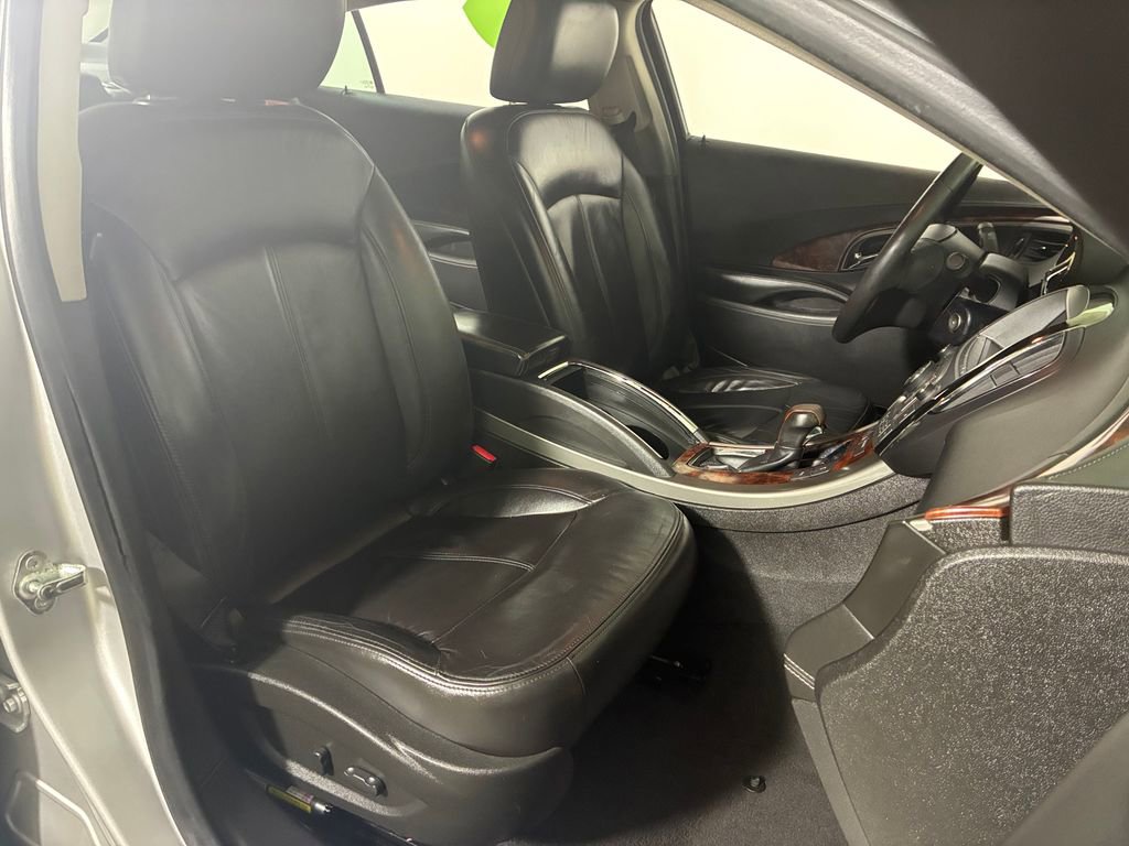 Used 2013 Buick LaCrosse Leather image 26