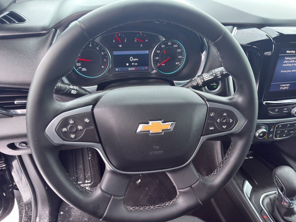 Used 2023 Chevrolet Traverse LT image 17