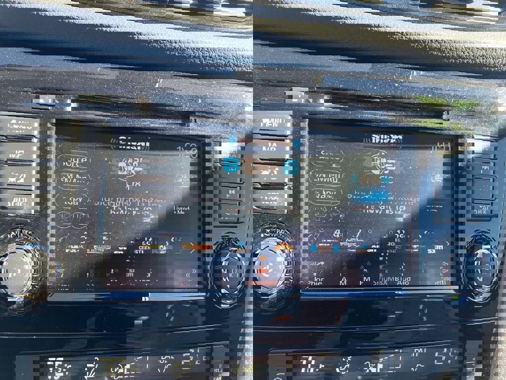 Used 2022 Nissan Rogue Sport SL w/ Premium Package image 10