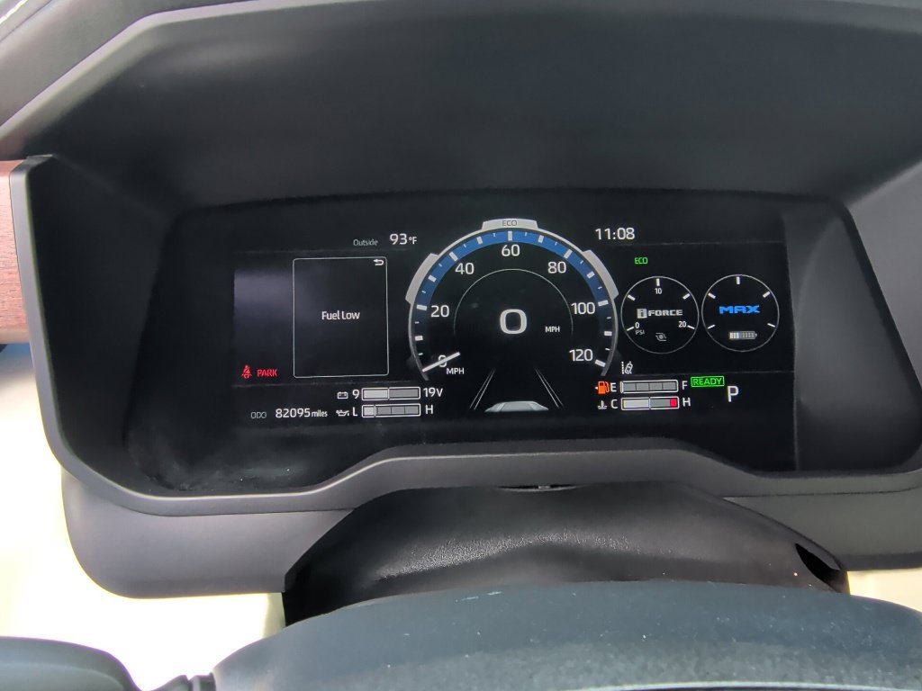 Used 2022 Toyota Tundra Capstone AWD/4WD image 21