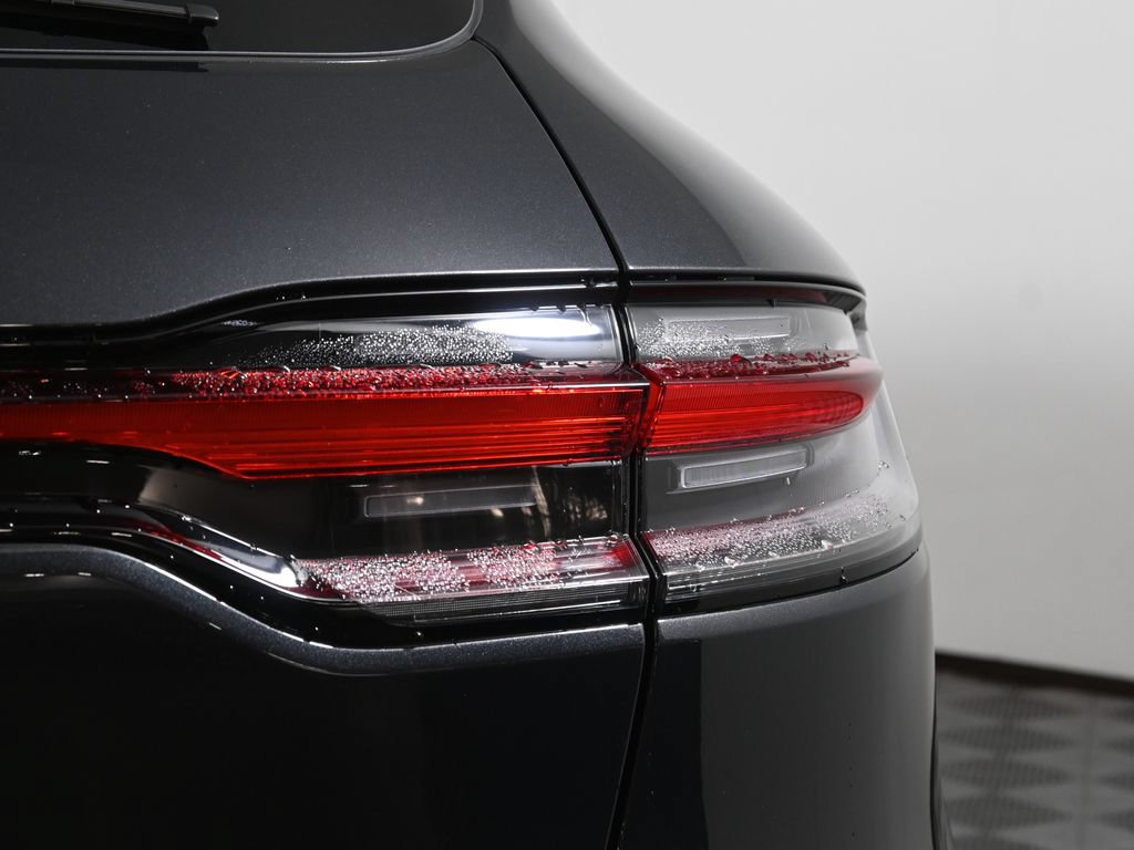New 2026 Porsche Macan AWD/4WD image 13