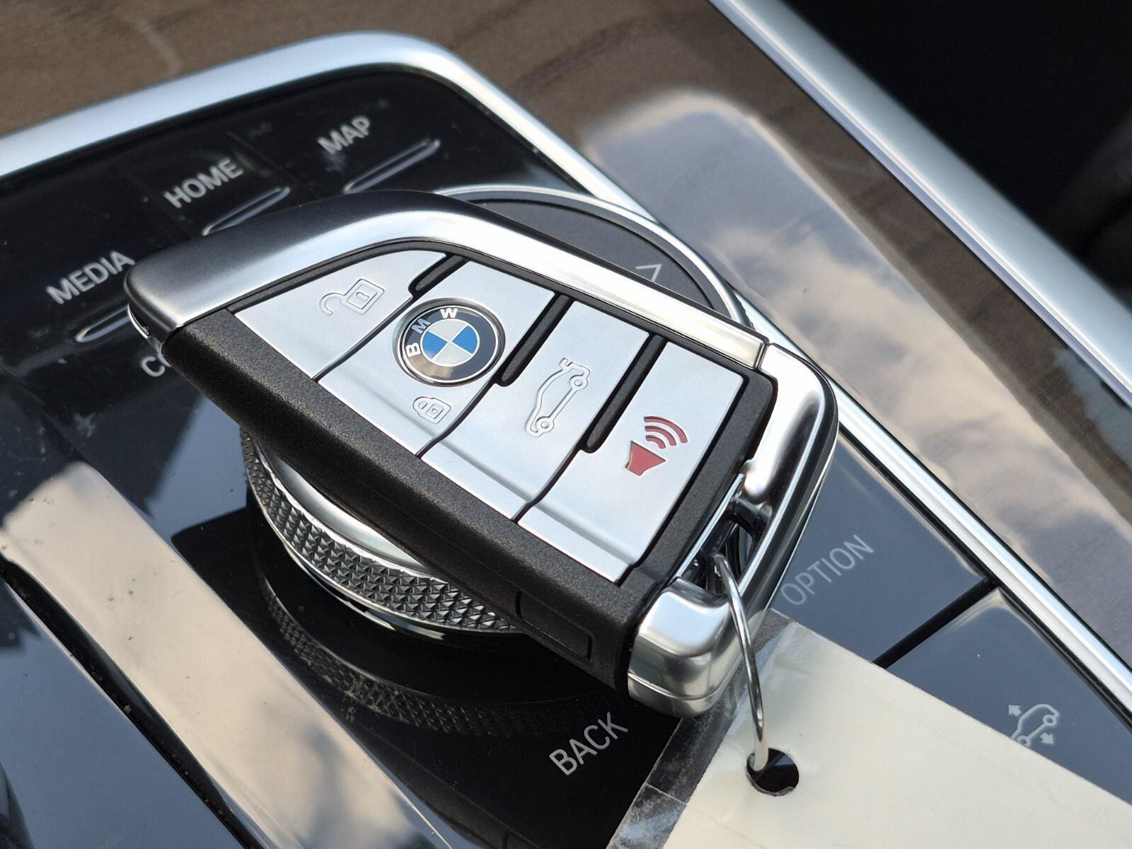 Used 2019 BMW X7 xDrive40i w/ Premium Package AWD/4WD image 46
