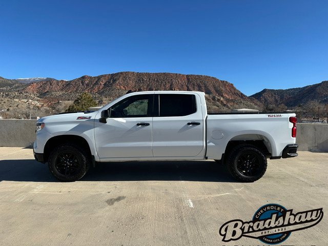 Used 2023 Chevrolet Silverado 1500 LT Trail Boss w/ Convenience Package II image 4