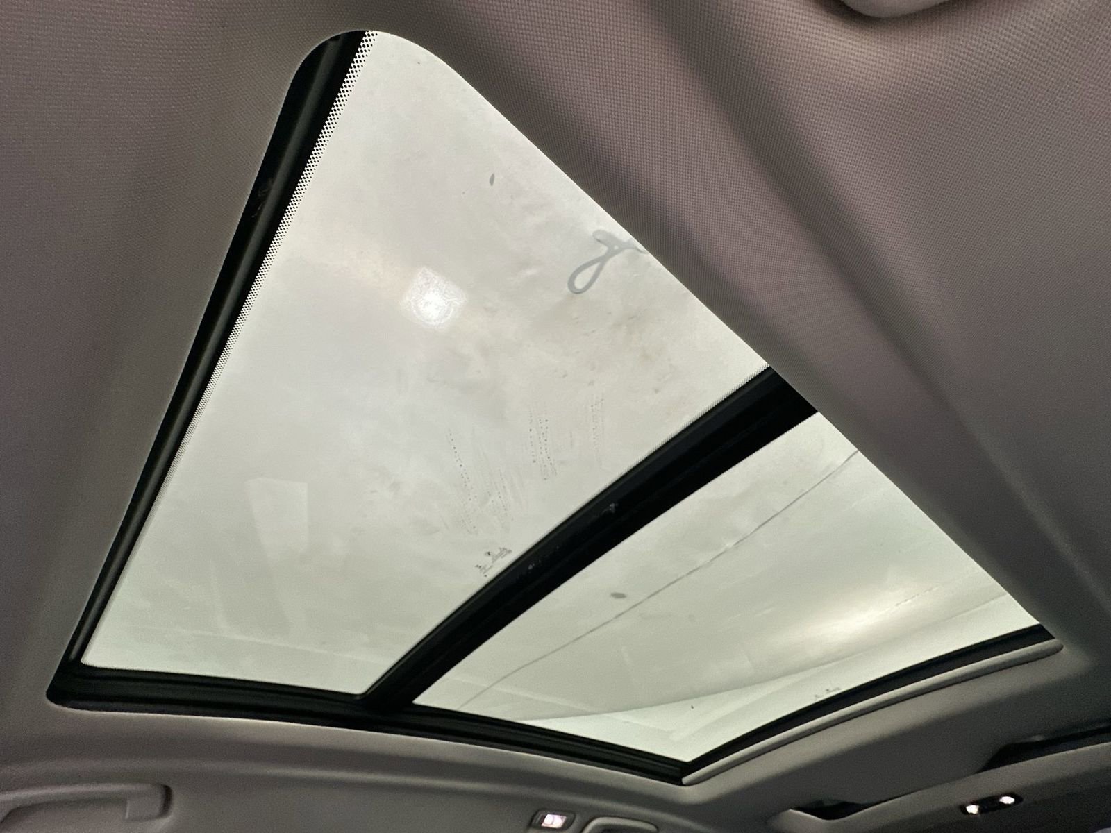 Used 2021 BMW X7 xDrive40i w/ Parking Assistance Package image 22