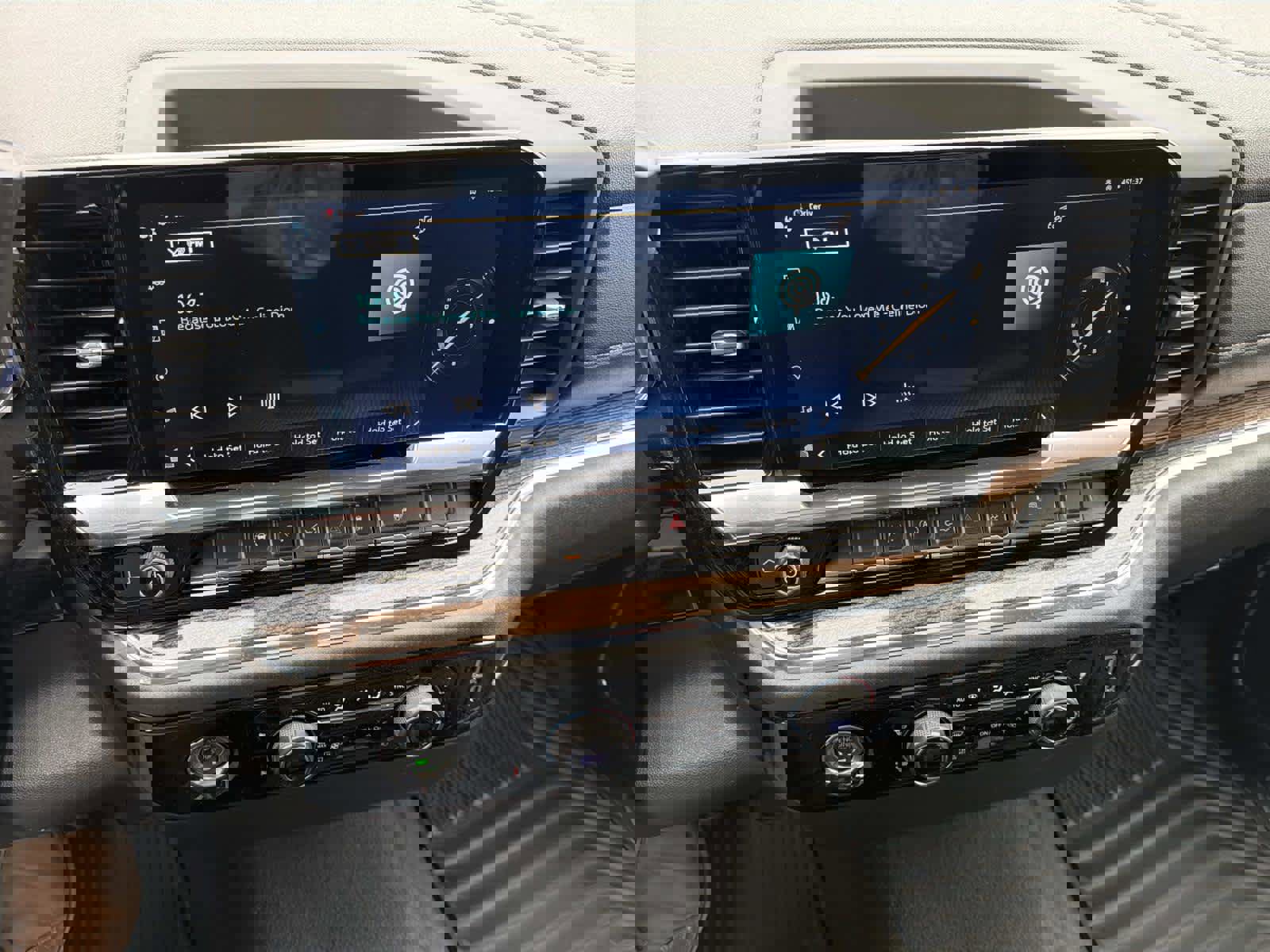 Used 2023 Chevrolet Silverado 1500 RST image 14