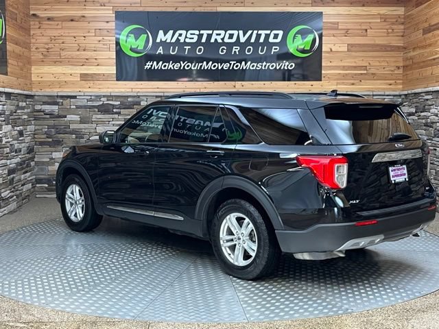 Used 2020 Ford Explorer XLT w/ Equipment Group 202A AWD/4WD image 7