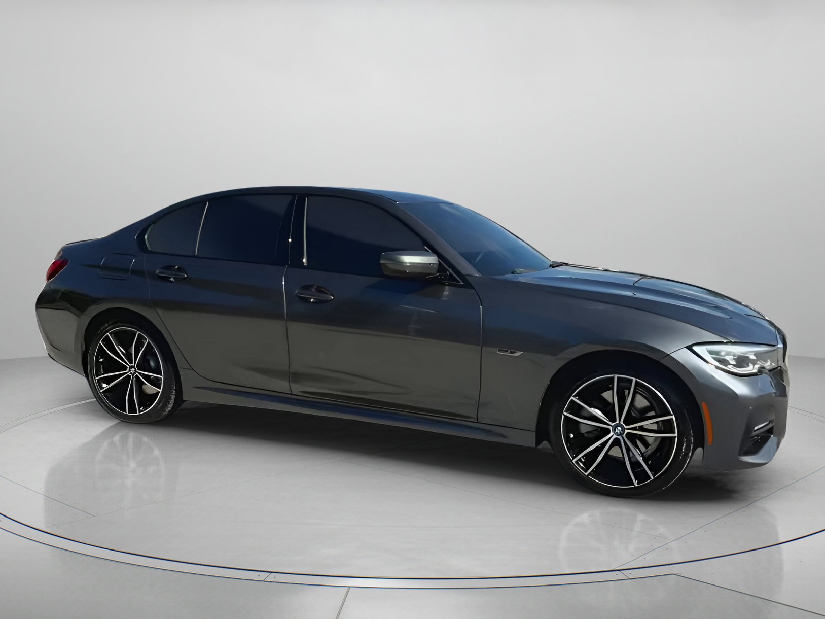 Used 2022 BMW 330e w/ M Sport Package image 34