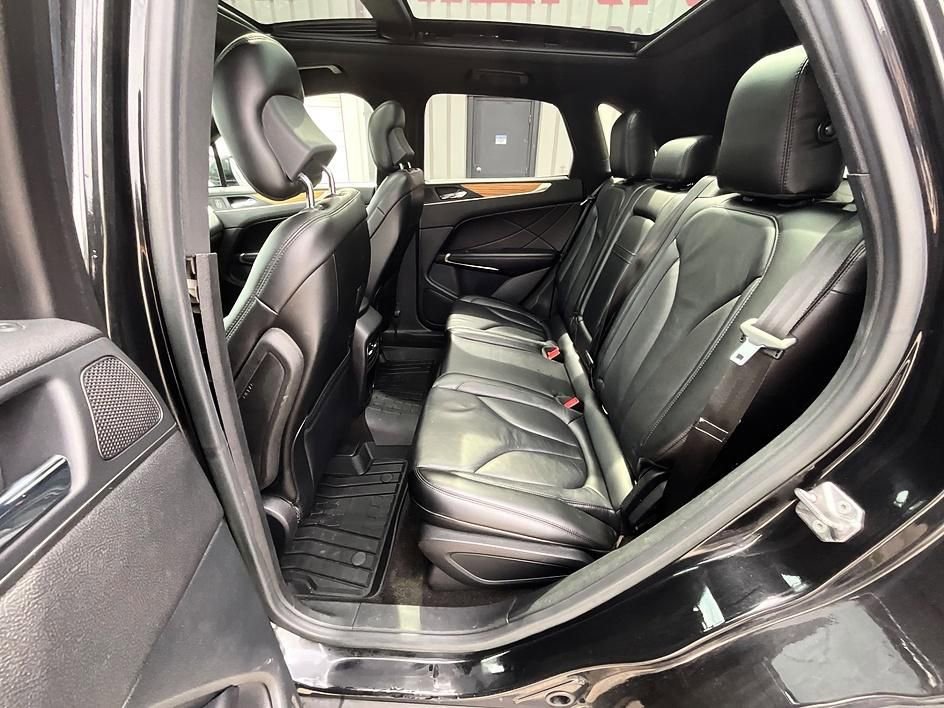 Used 2015 Lincoln MKC FWD w/ Equipment Group 101A Select image 27