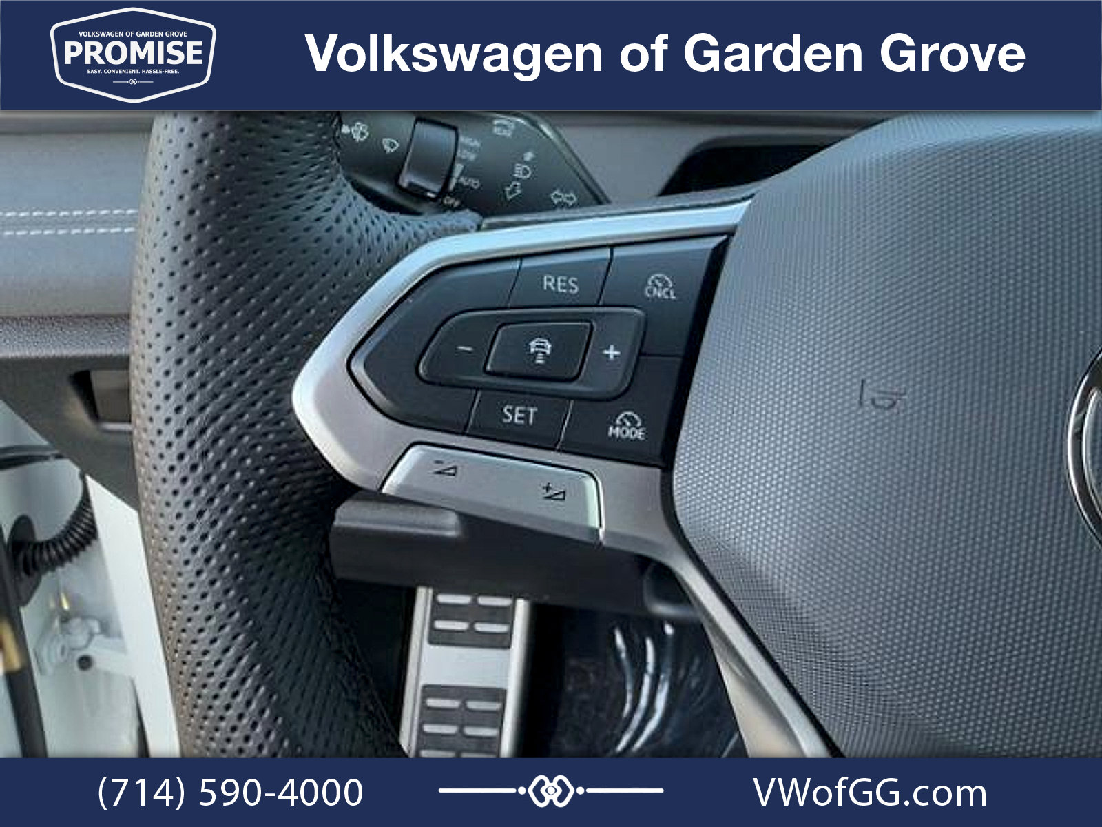 New 2026 Volkswagen Tiguan SE R-Line FWD image 15