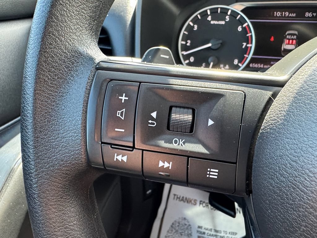 Used 2024 Nissan Rogue S AWD/4WD image 14