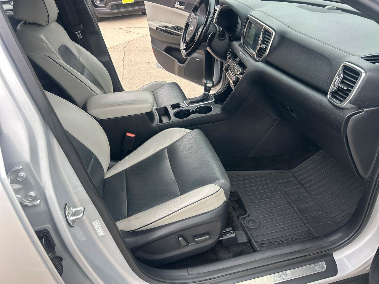 Used 2017 Kia Sportage SX AWD/4WD image 19