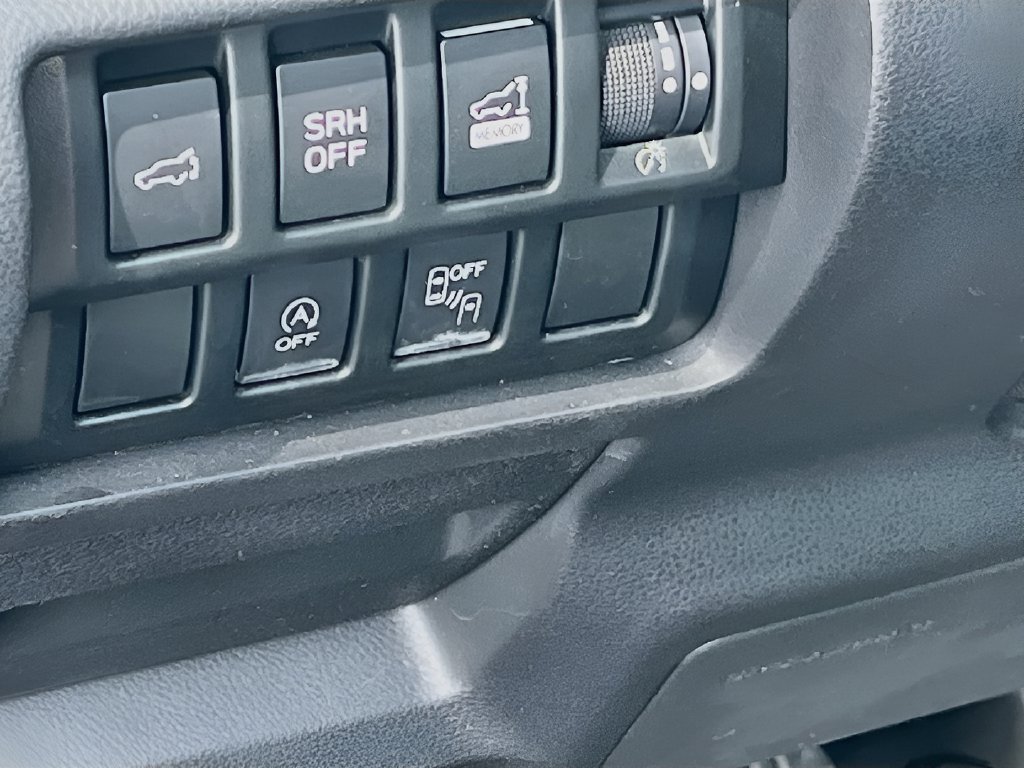 Used 2023 Subaru Forester Premium AWD/4WD image 10