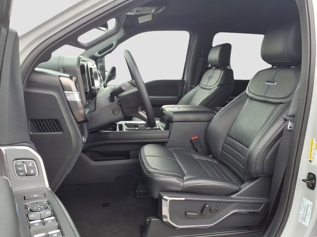 Used 2026 Ford F450 Platinum w/ FX4 Off-Road Package image 9