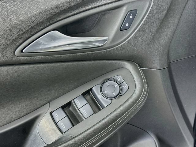 Used 2024 Buick Encore GX Sport Touring AWD/4WD image 18