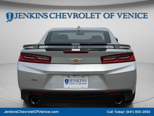 Used 2018 Chevrolet Camaro SS RWD image 6